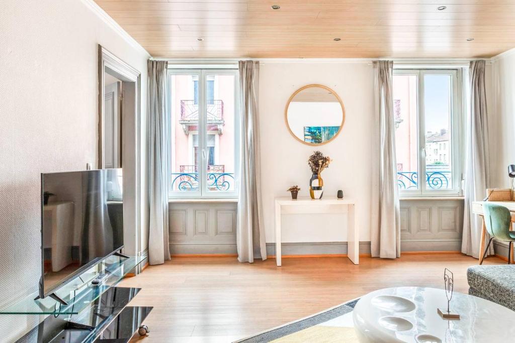 By FLB PROPERTY - La Maison Dorée – photo 2