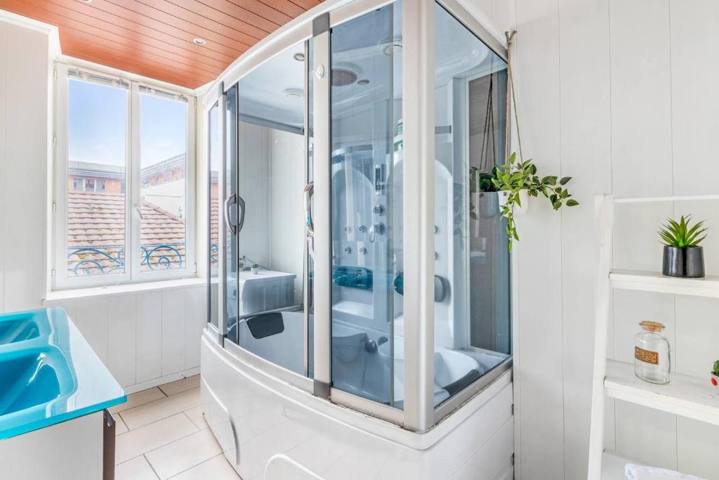 By FLB PROPERTY - La Maison Dorée – photo 20