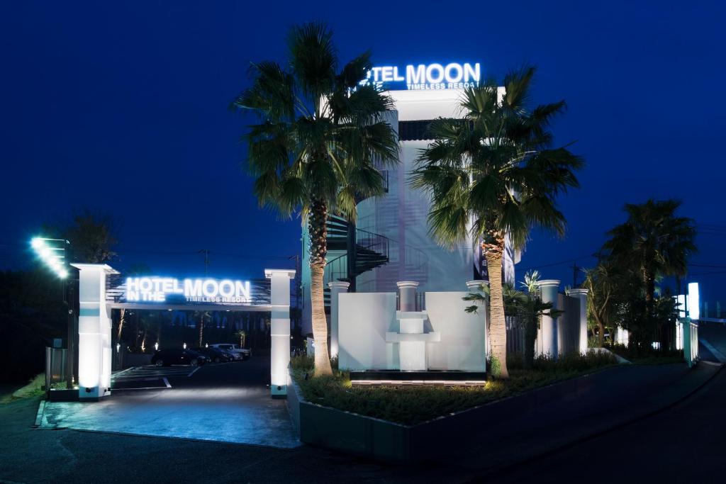 Budova, kde se hodinový hotel nachází