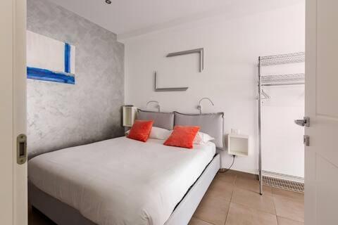 Roma Deluxe Apartment near Metro Cipro/Musei Vaticani - Housity