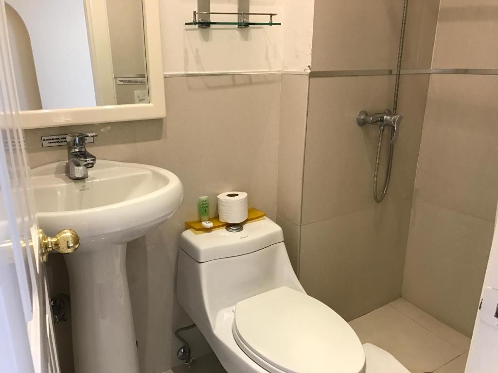 Koupelna v ubytování Hotel Cayman