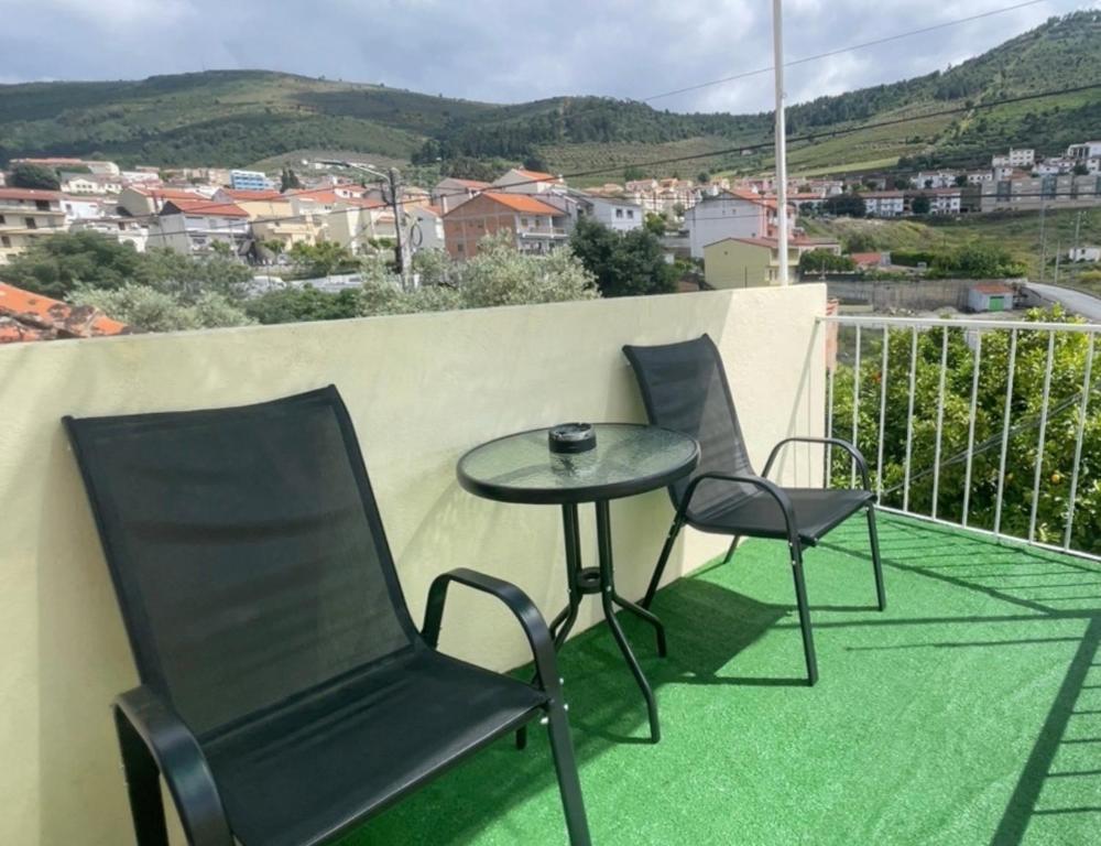 Vista general d'una muntanya o vistes d'una muntanya des de l'apartament