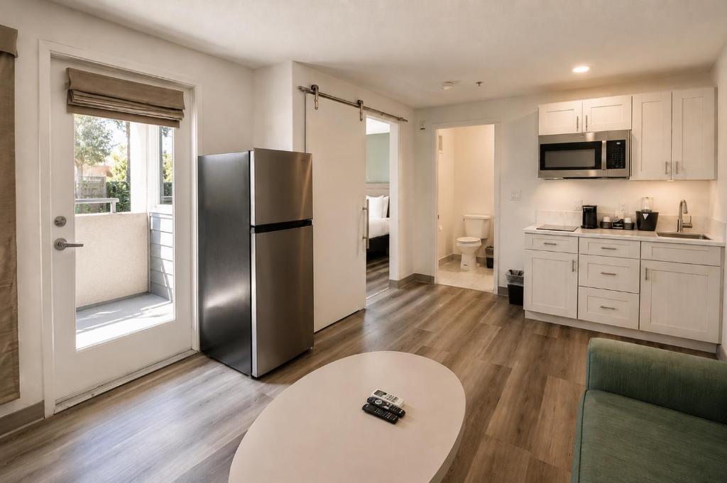 Porto Vista Hotel In Little Italy - 