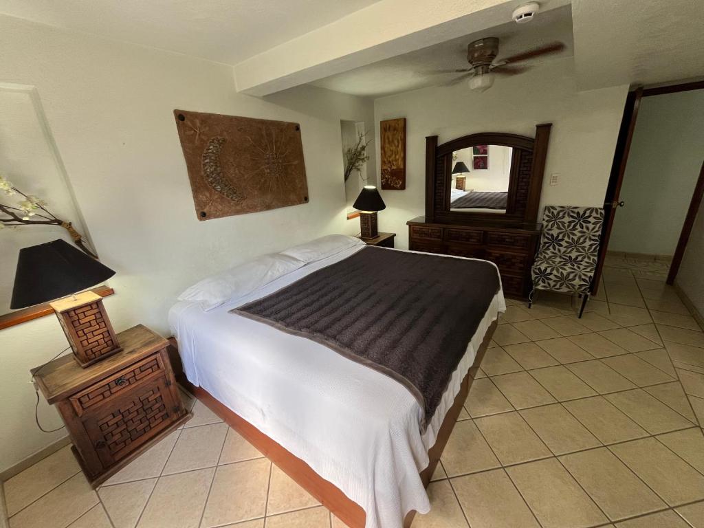 Residencia Sofía - Standard Queen Room
