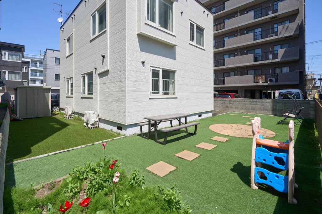 Yoshinaga B&B Snow