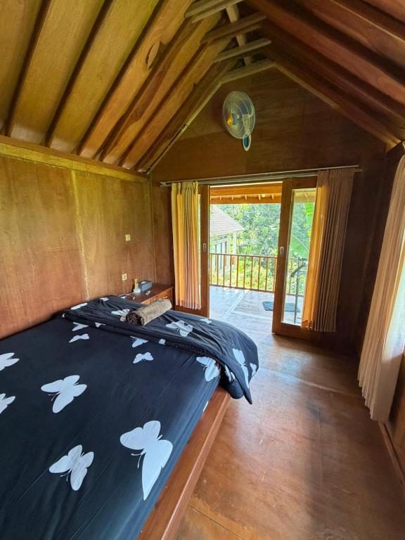 Lombok Riverside Bungalows - Single Room With Bathroom