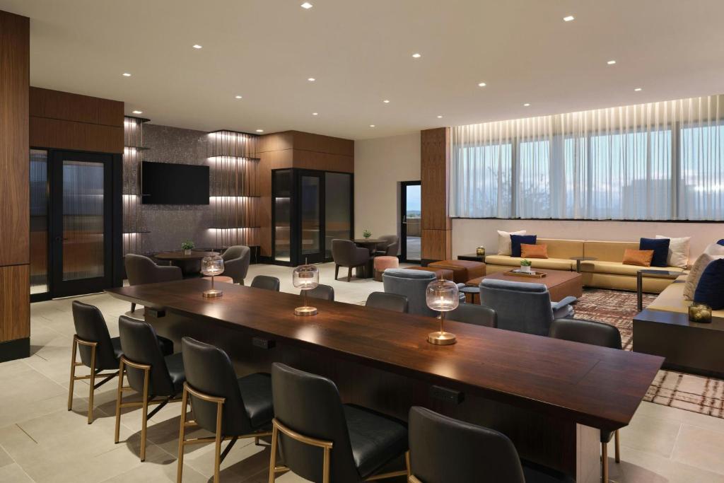 Sheraton Denver West Hotel photo