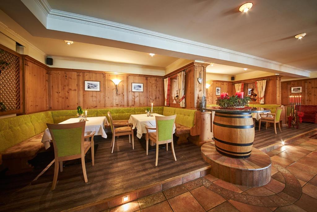 Posezení v ubytování Hotel Alpenblick