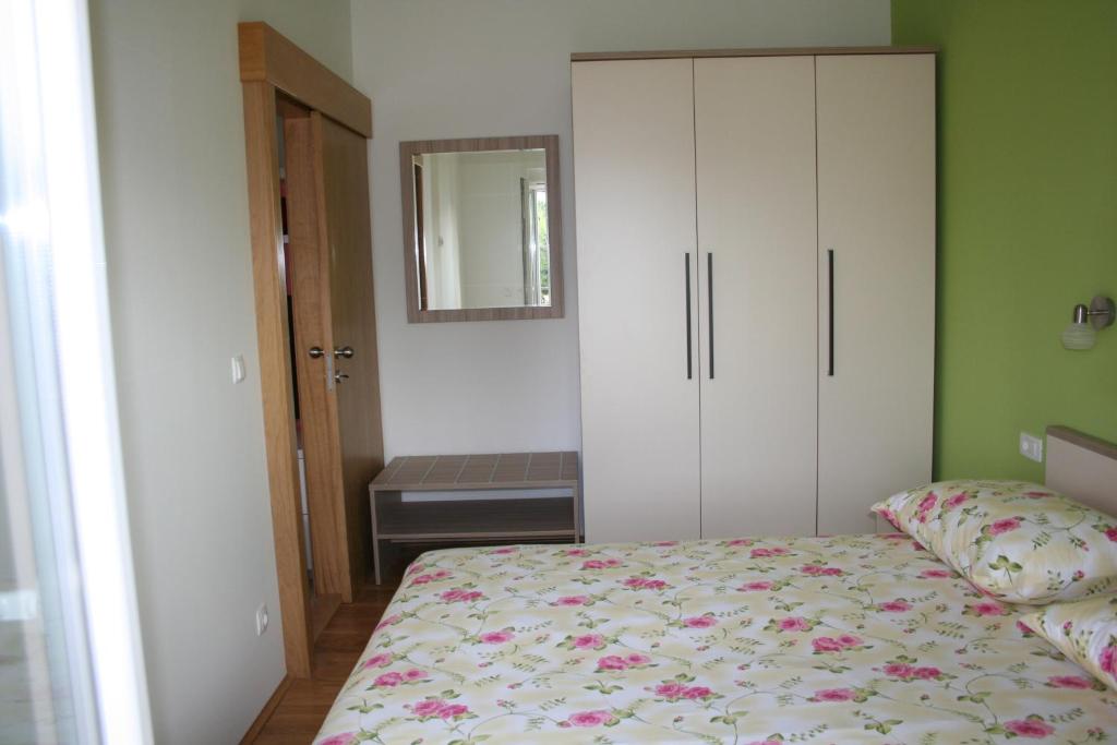 Posteľ alebo postele v izbe v ubytovaní Tone & Marta Apartments