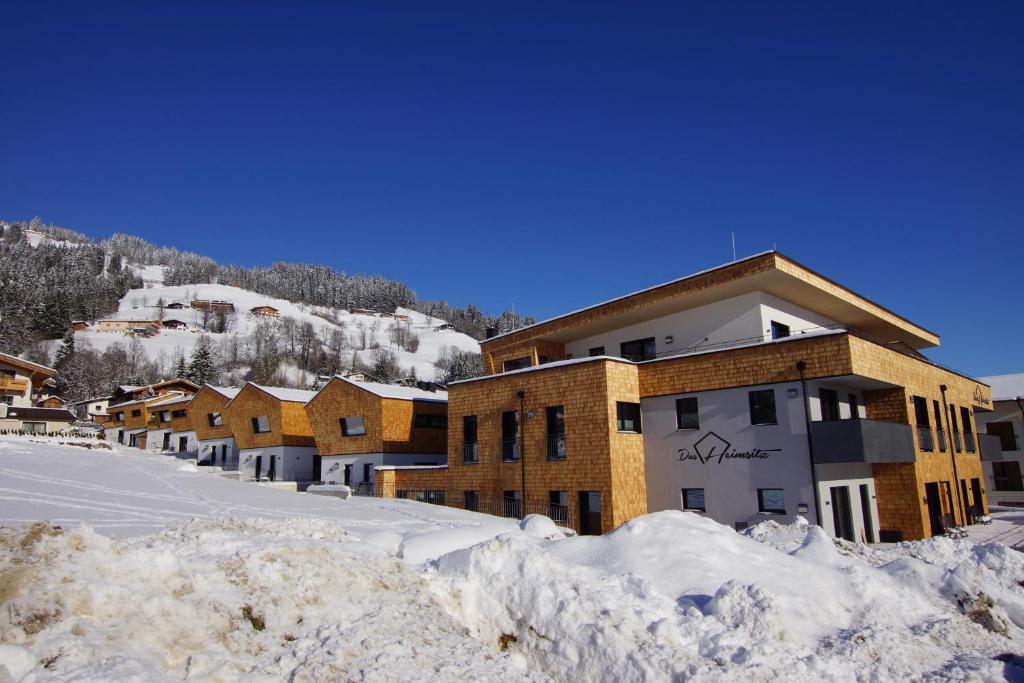 Nespecifikovaný výhled na hory nebo výhled na hory při pohledu z aparthotelu