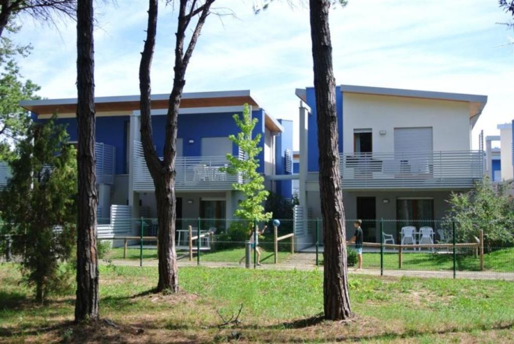 Two-story townhouses in Bibione for a quiet stay, Bibione ...