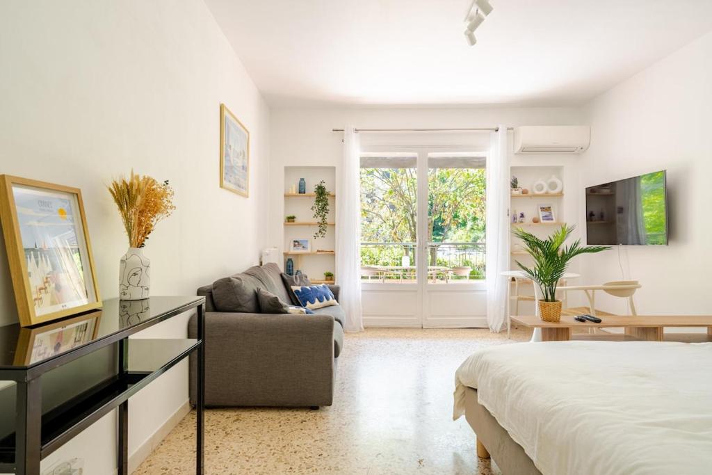 Le val fleuri Cannes Calme et Terrasse