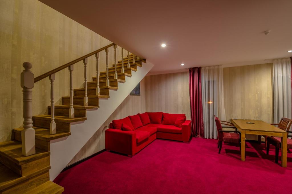 Kopala Tskneti Hotel - Appartement De Deux Chambres