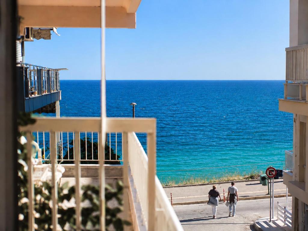 ANAMA seaside living