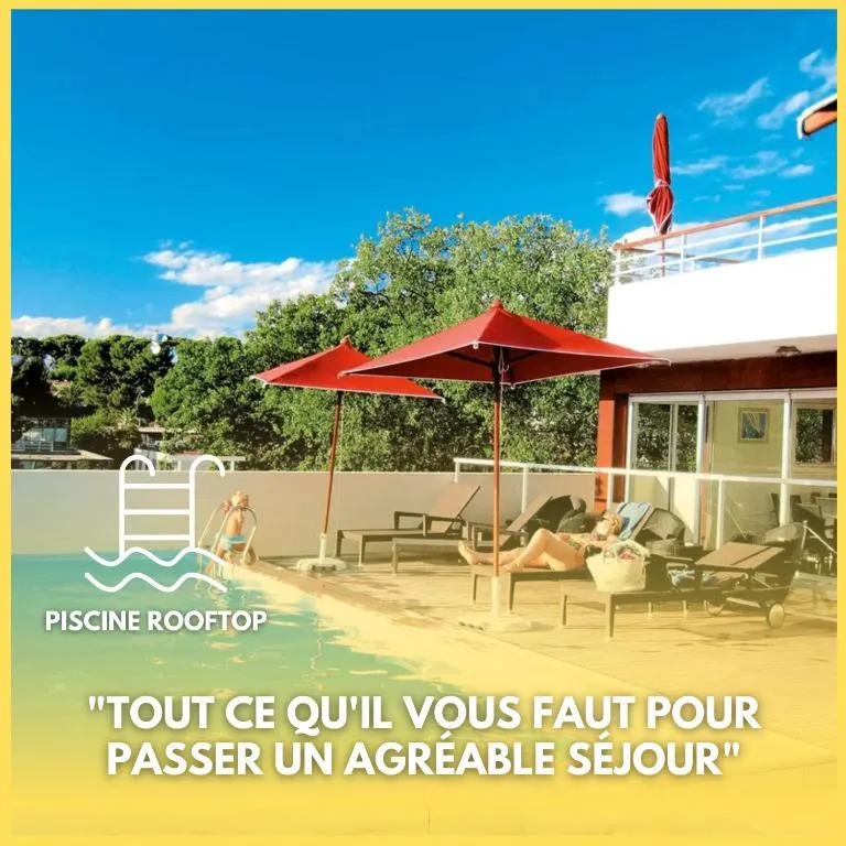 Rooftop pool à Antibes - Sophia Antipolis