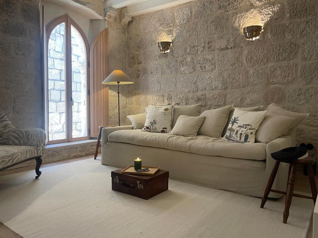 16thC Venetian Gothic Palace - Case dei Nobili