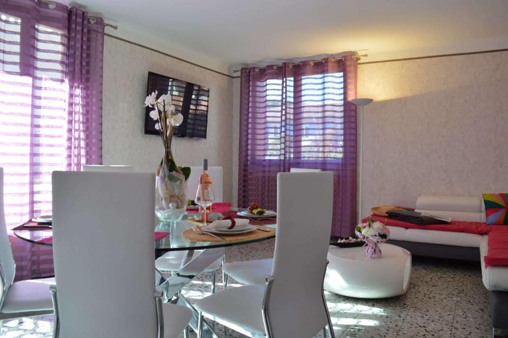 FS000-084 Mais 4 pièces 6 personnes FREJUS