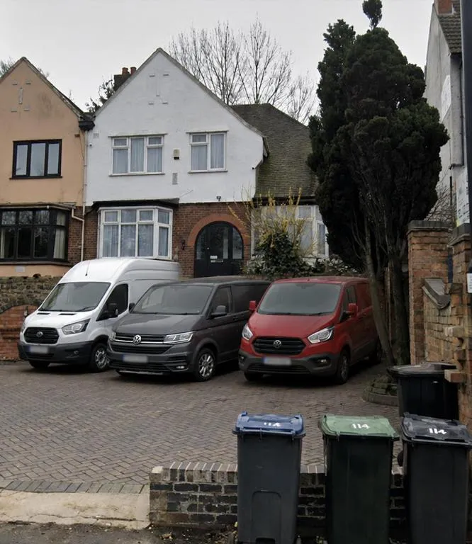 Spaghetti House - 6 Bedroom Contractor House Sleeps 12 Parking for 3 Vans Bromford Duddeston Fort Dunlop Star City Saltley Viaduct HS2