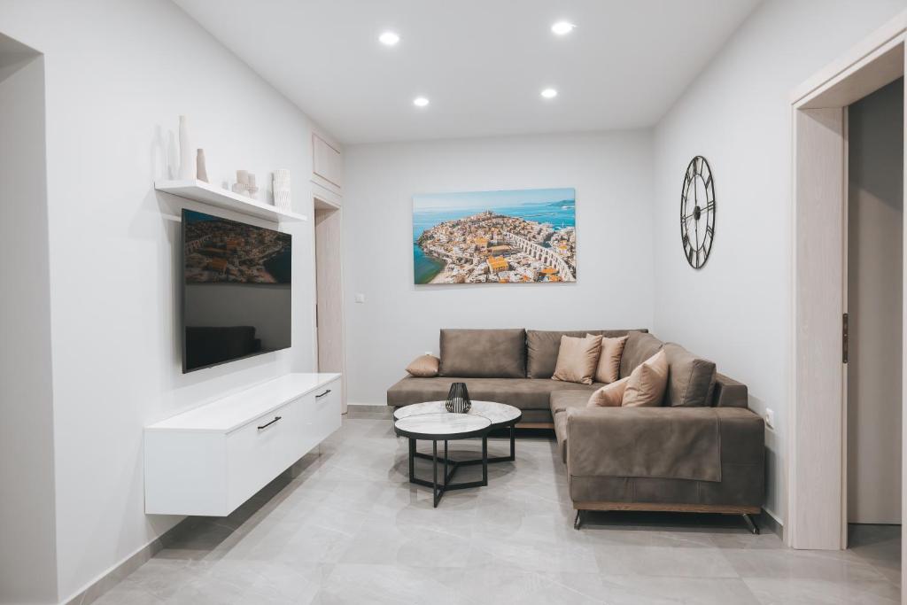 Parthenon Exclusive Suite
