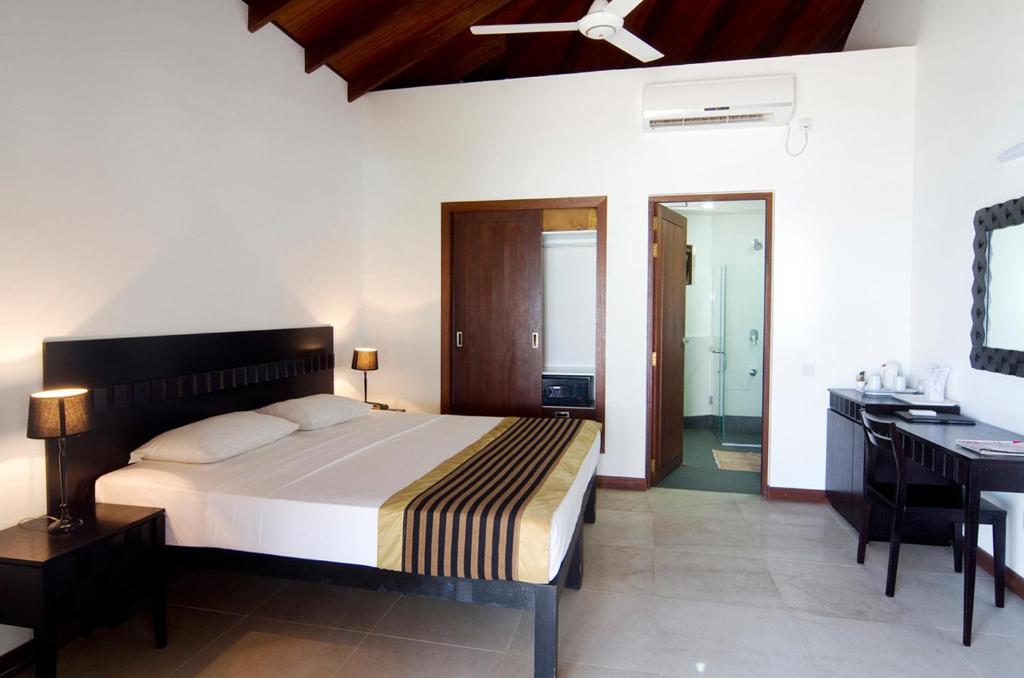 Embudu Village Maldives - View 12
