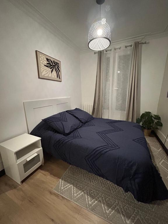 Charmant studio rénové au cœur de Paris 2mn métro