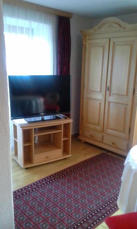 TV a/nebo společenská místnost v ubytování Stöffelhof