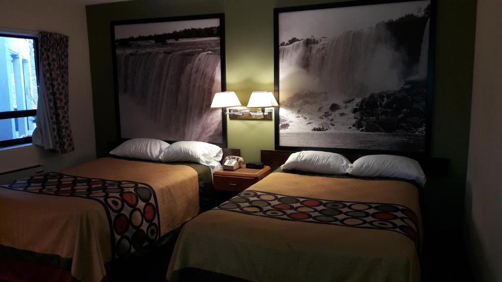 Super 8 by Wyndham Niagara Falls North - Resim 21