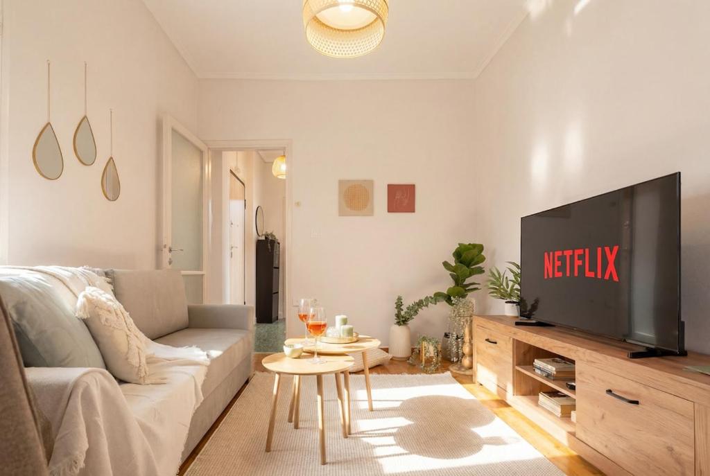 Harmony Armenopoulou - Elegant Urban Living