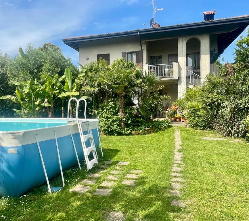 Il giardino di Emilia - villa con piscina nel verde
