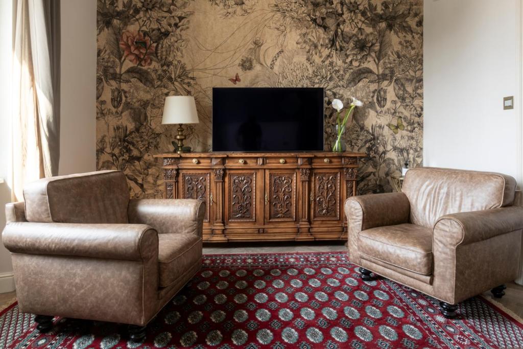 Plaza View Luxury Apartment, Alba - Appartement De Luxe