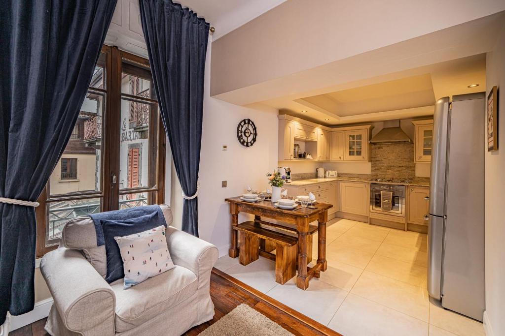Pointe Lachenal - Beautifully furnished apartment in the heart of Chamonix