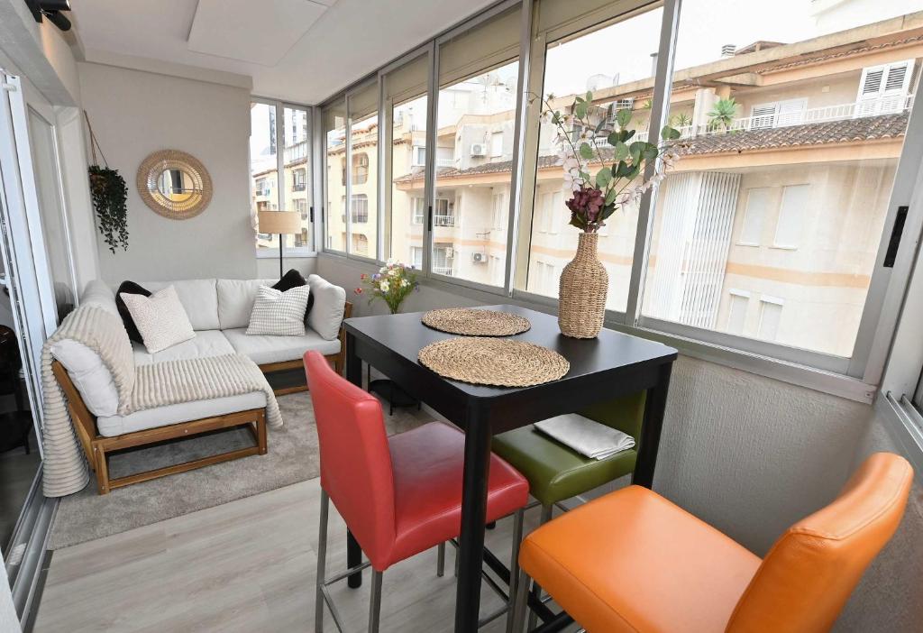 Stylish 3BR Apt in Central Calpe