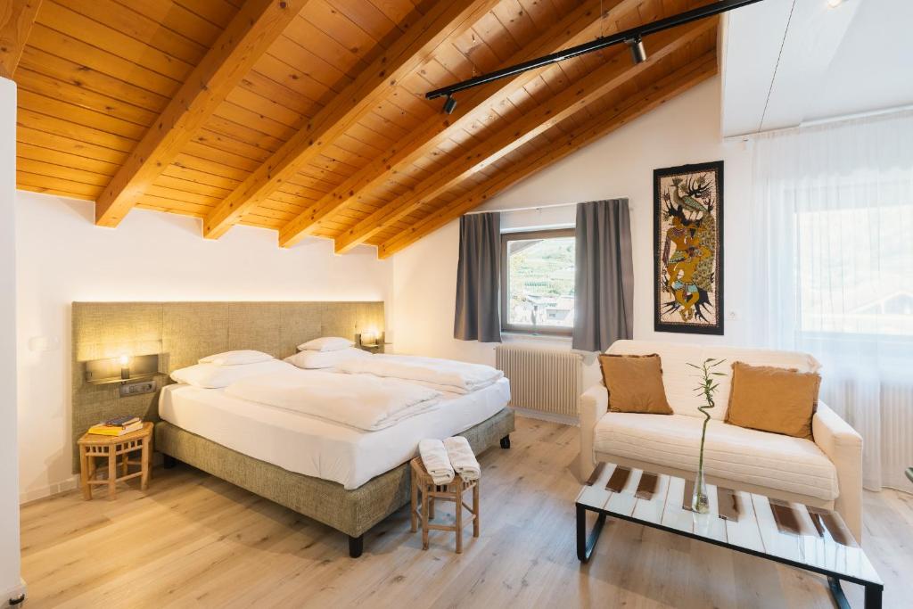 Residence Gold Rain