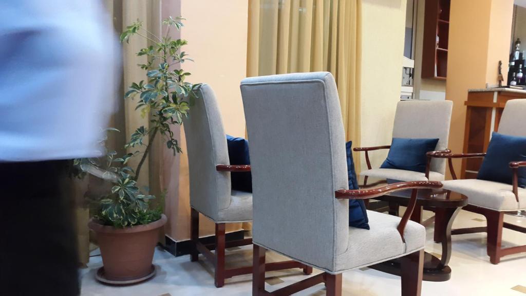Posezení v ubytování C Fun Addis Hotel