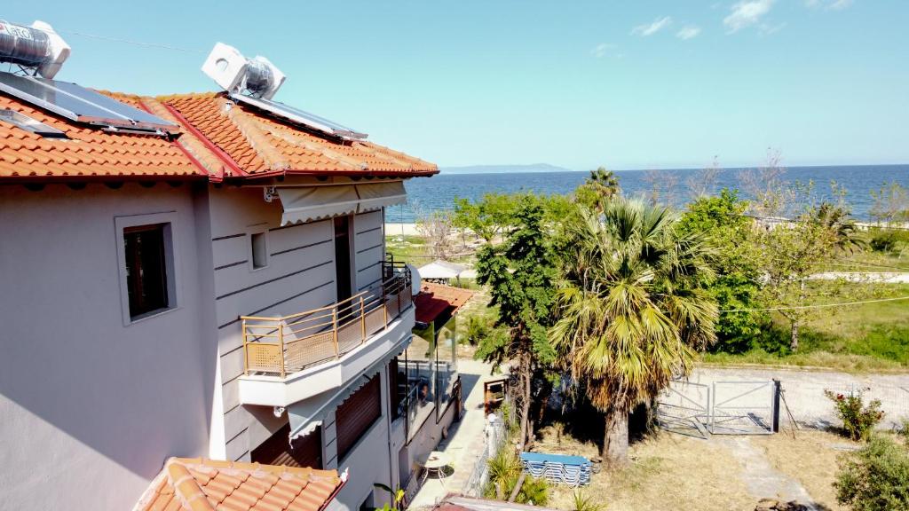 a building with a view of the ocean at Azura Studios in Stavros