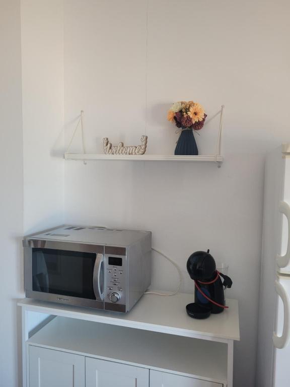 Apartamento de 1 dormitorio con vistas al mar