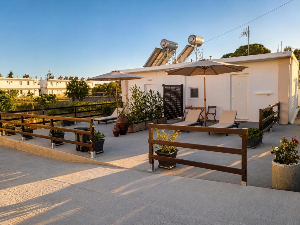 Falirakion Beach Studios