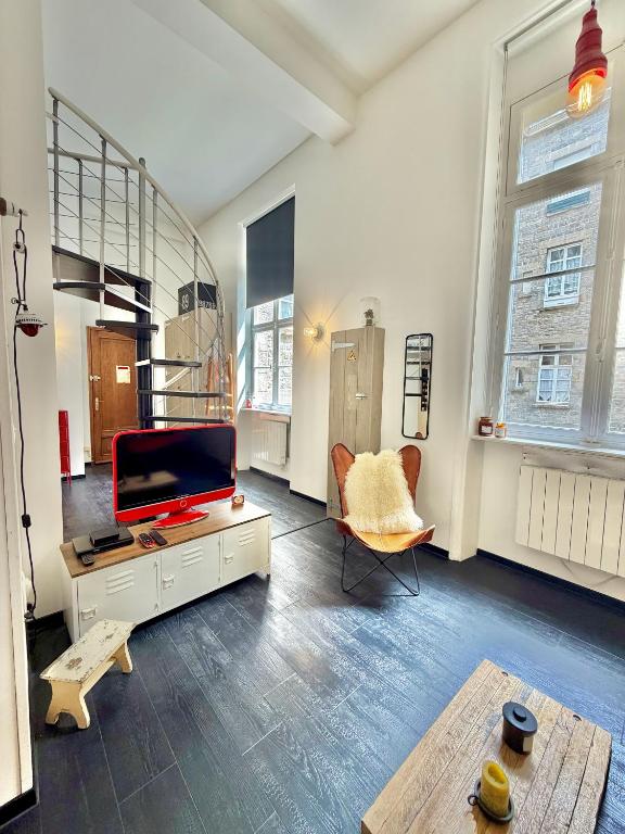 St Malo Intra-muros duplex 2 chambres Wifi haut débit à 3 min des plages