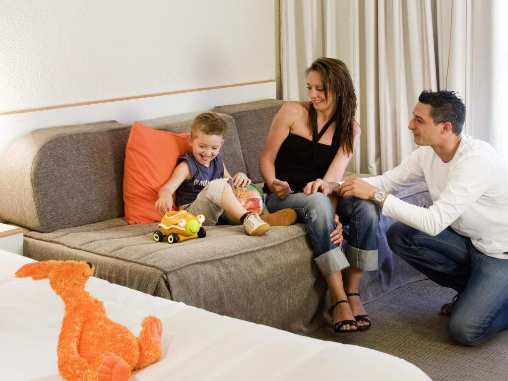 Novotel Perpignan Nord Rivesaltes - Habitación Doble Estándar Con Sofá