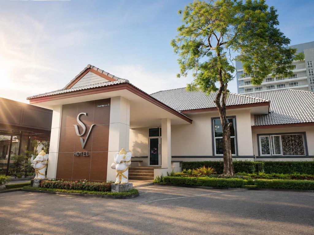 Bangunan di mana terletaknya hotel