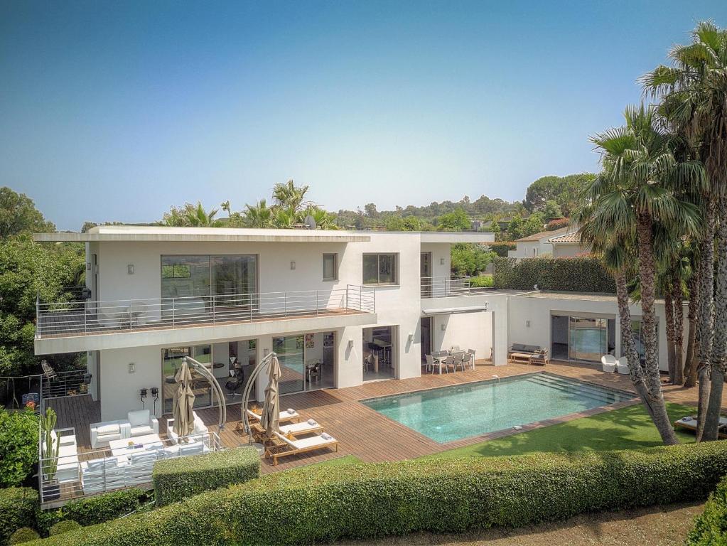 FRGK Luxury Villa Cannes Lord Brougham, Croix-des-Gardes Heated Pool & Ultra-Fast Wi-Fi