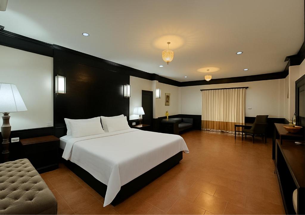 Silamanee Resort & Spa Hotel - Housity
