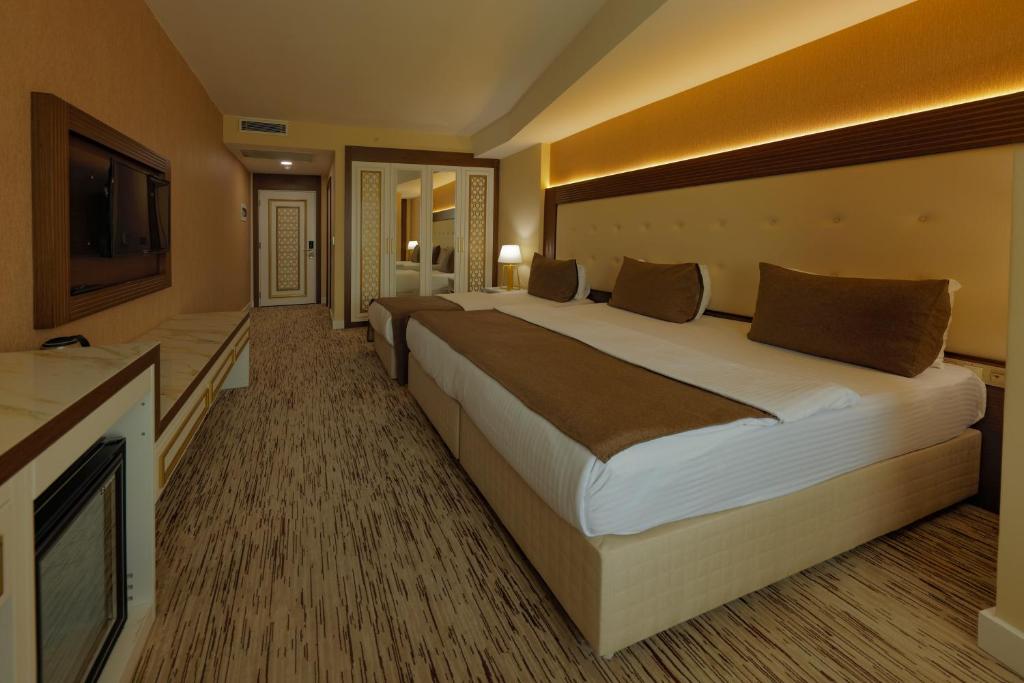 Vera Vista Hotel - Deluxe Triple Room