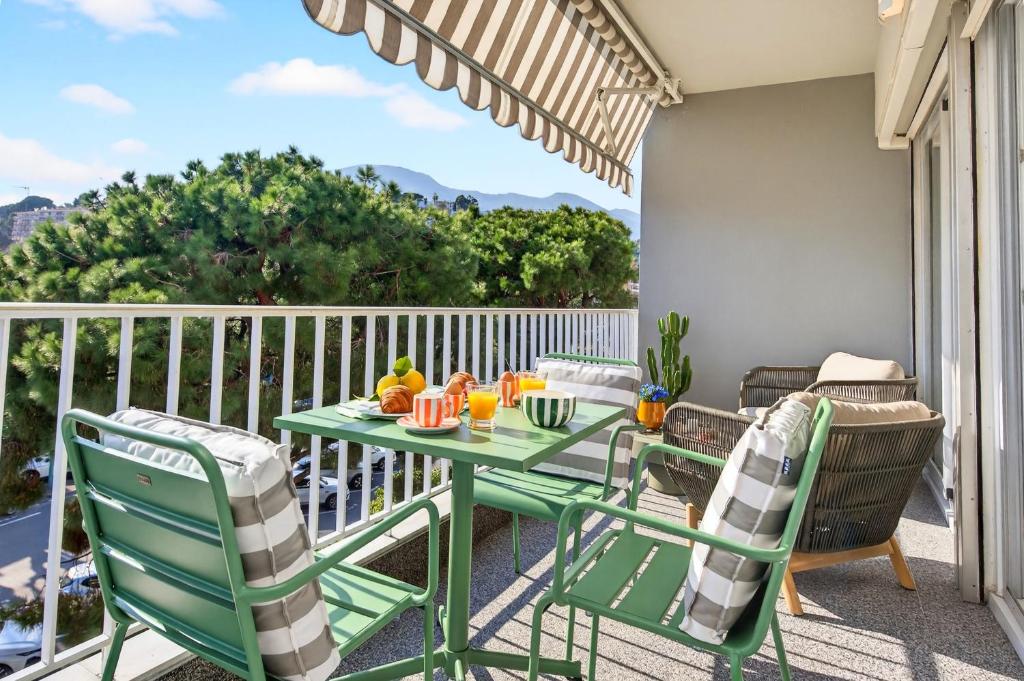 Élégant appartement au Palais Borrigo à 50 m du mer