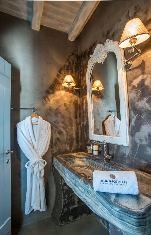 Kúpeľňa v ubytovaní Aelia Hospitality Paros
