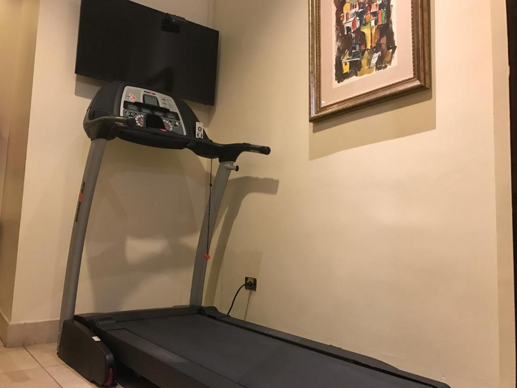 Fitness centrum a/nebo fitness zařízení v ubytování Plaza Grande Hotel