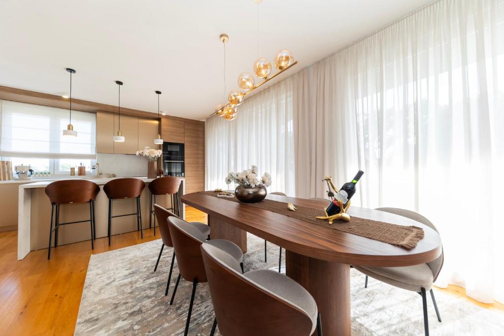 Apartment Pia by Belmont Realty