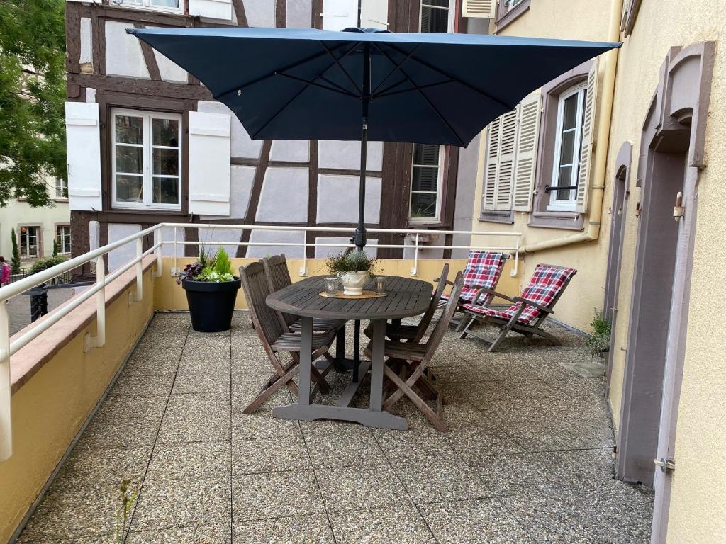 Colmar Centre renovated cottage 4 people - terrace – photo 2