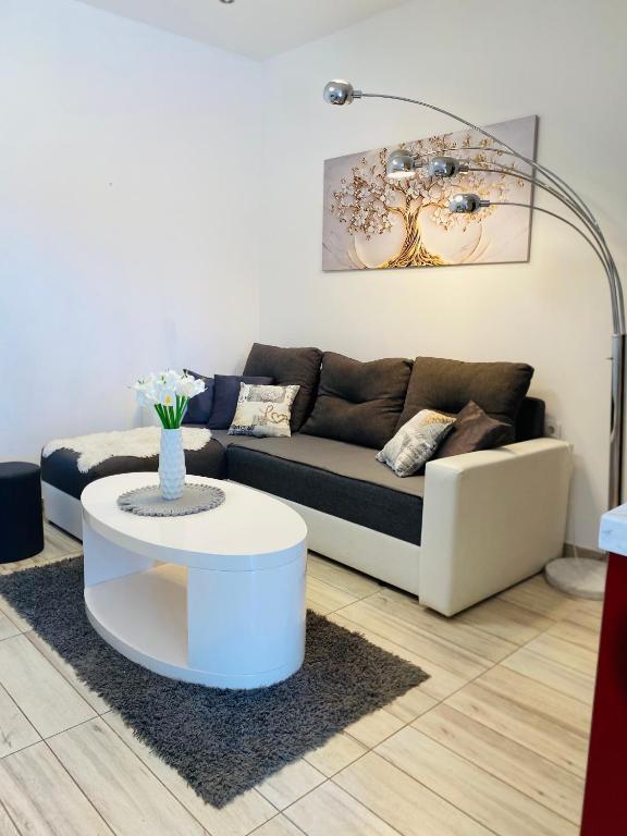 Apartment Lovre