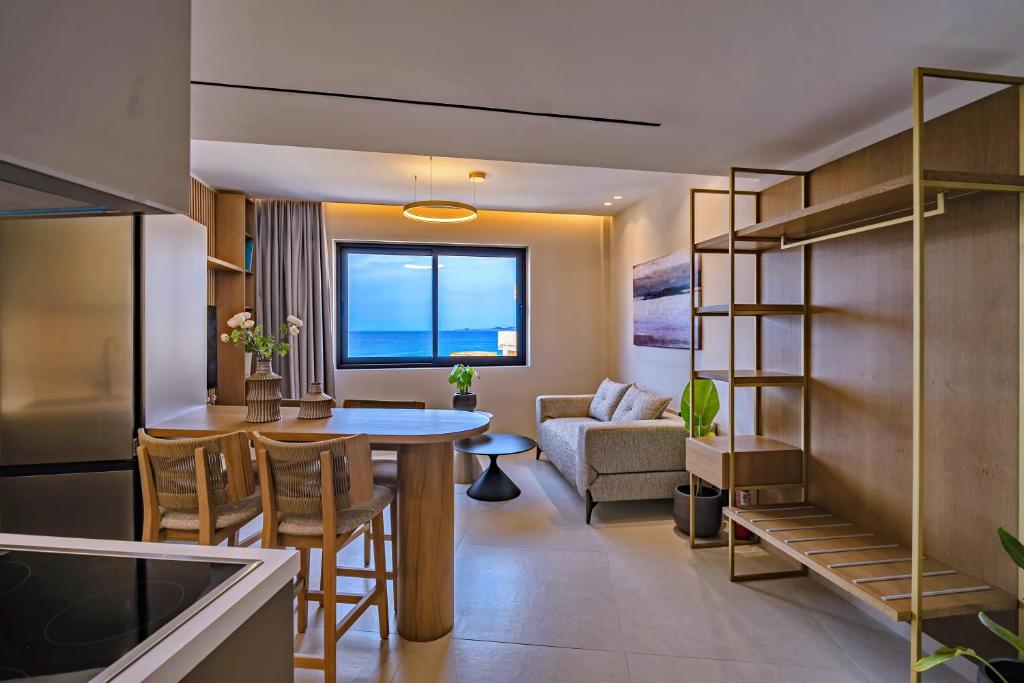 Sealofts - Premium Sea View Living